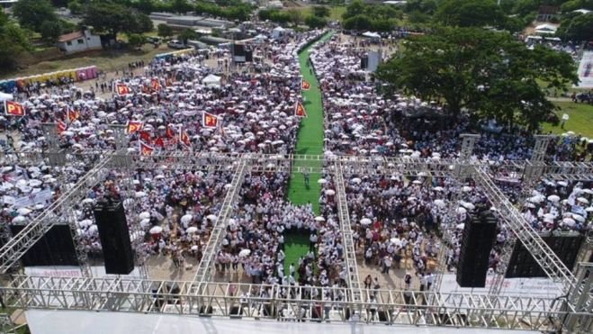 AMLO y Rutilio Escandón cierran campaña en Tuxtla Gutiérrez ante miles de personas