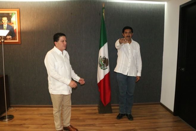 Designa el gobernador Manuel Velasco a Enoc Hernández Secretario de Desarrollo Social.