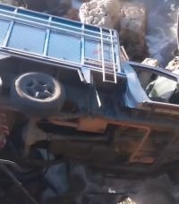 Sale del camino y cae a un r&iacute;o en Chamula