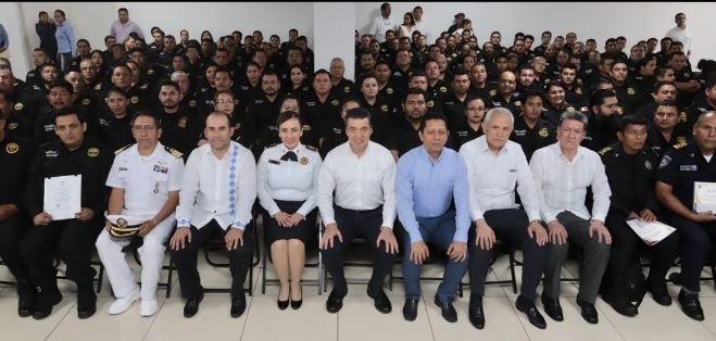 Labor de policías, fundamental para la seguridad, estabilidad y pacificación: Rutilio 