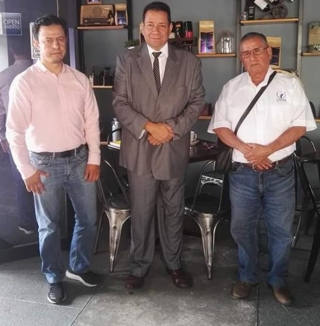 Autoridades de Guatemala y de la CNDH se re&uacute;nen para atender quejas de migrantes