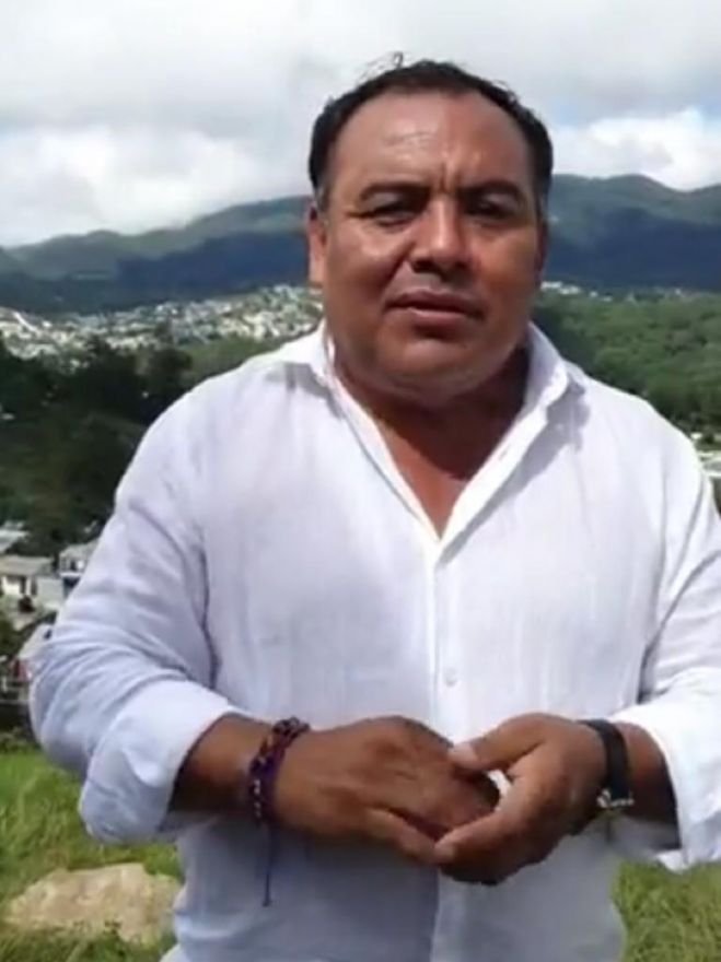 Campesinos retienen al presidente municipal de Teopisca