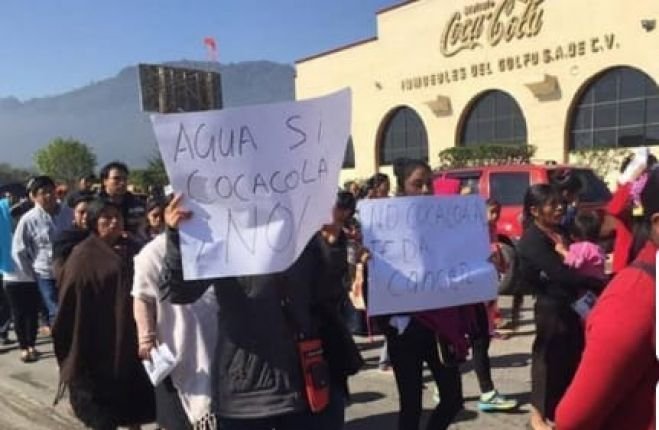 En San Cristóbal realizan campaña ¡Agua sí, Coca Cola no!