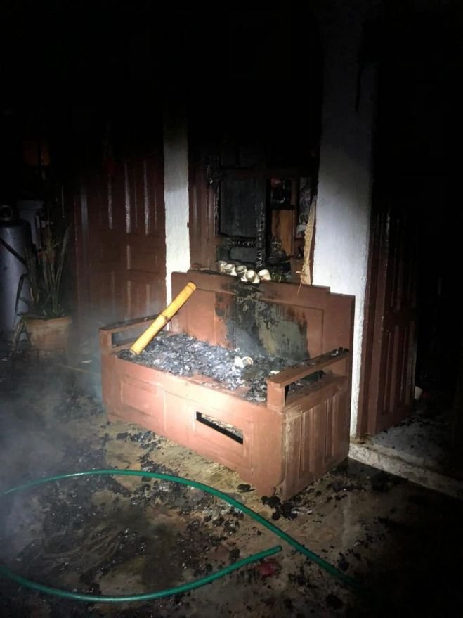 Incendio consume vivienda en la colonia Retiro San Mart&iacute;n 