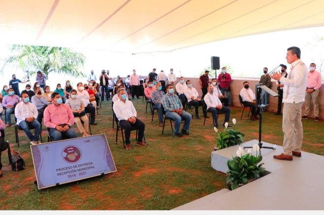 LLAMAN A ALCALDESAS Y ALCALDES A CUMPLIR CON PROCESO DE ENTREGA-RECEPCIÓN MUNICIPAL 2018-2021