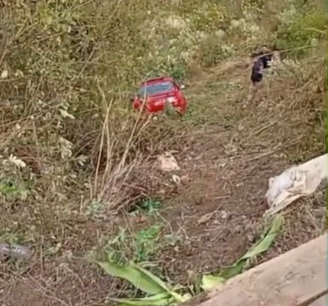 Un lesionado y da&ntilde;os materiales dejan dos accidentes