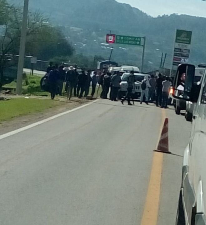 Bloqueo-boteo en Amatenango del Valle-Teopisca