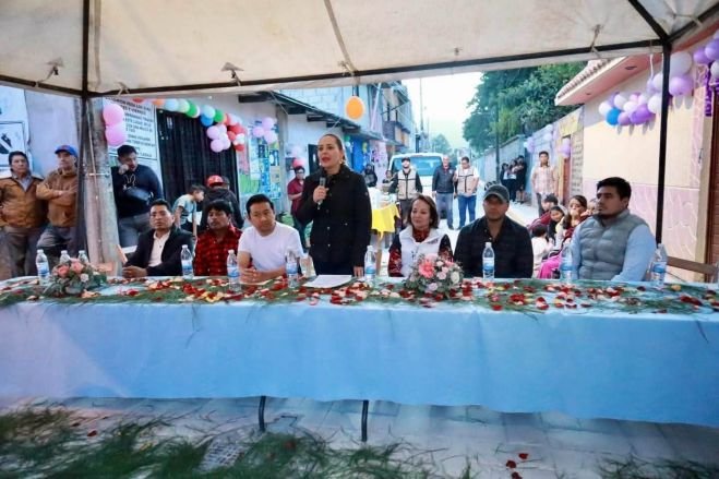 Rehabilitaci&oacute;n de la calle Granada fortalece la infraestructura urbana en el Barrio de Tlaxcala