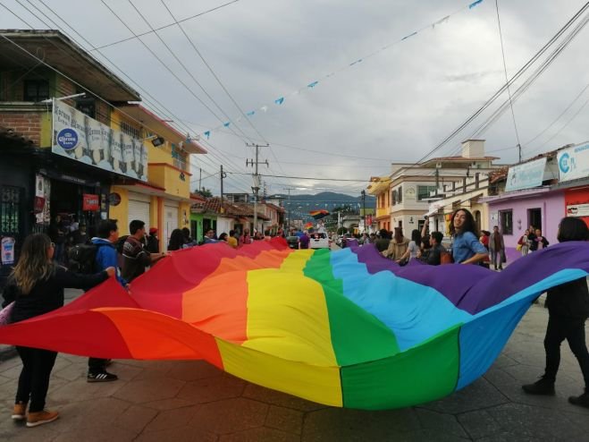 Realizan Tercera Marcha por la Dignidad y el Respeto LGBTTTI