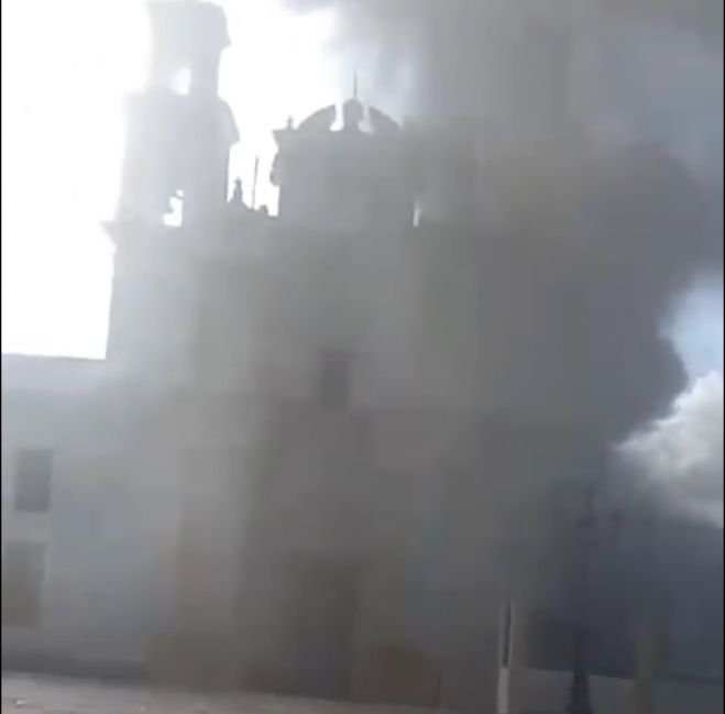 Incendio devasta el templo de La Virgen de La Merced en San Cristóbal de Las Casas