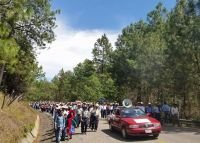 Habitantes de Huixt&aacute;n marchan por las altas tarifas de la CFE