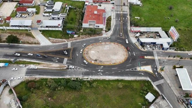 San Crist&oacute;bal abre nueva rotonda de acceso, se exhorta conducir con precauci&oacute;n