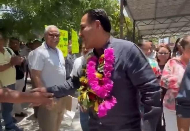 Con inversi&oacute;n hist&oacute;rica, Eduardo Ram&iacute;rez fortalece la infraestructura educativa en Chiapa de Corzo