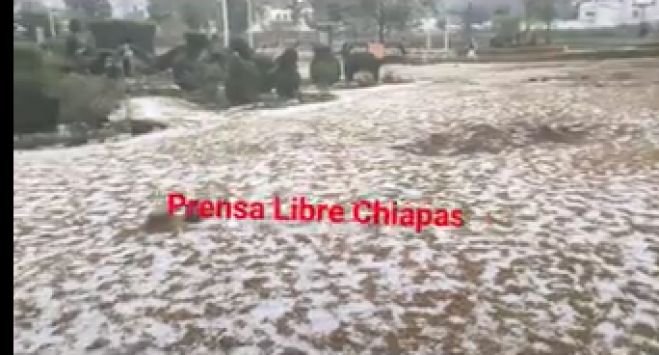 Torrencial lluvia con granizos azota San Cristobal de Las Casas