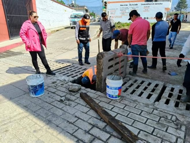 Exhortan a evitar el taponamiento de alcantarillas y drenes en San Cristóbal de Las Casas