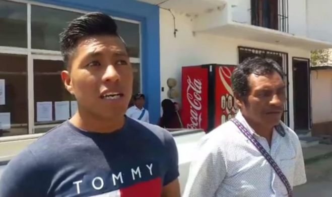 Retienen a dos hombres acusados de practicar brujería en Huixtán