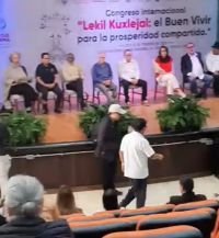 Reconocen a periodistas en el D&iacute;a de la Lengua Materna 