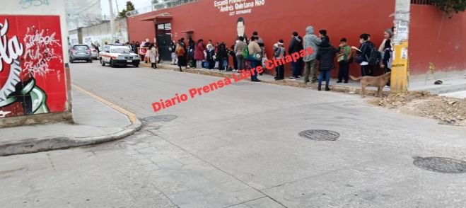 Miles de alumnos regresas a clases en San Crist&oacute;bal 