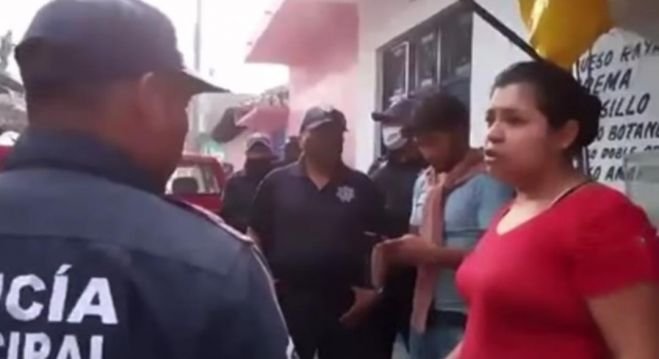 Locatarios de Teopisca se niegan a cerrar negocios