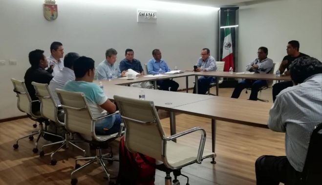 *Gobierno abre mesa de di&aacute;logo con habitantes de Oxchuc*