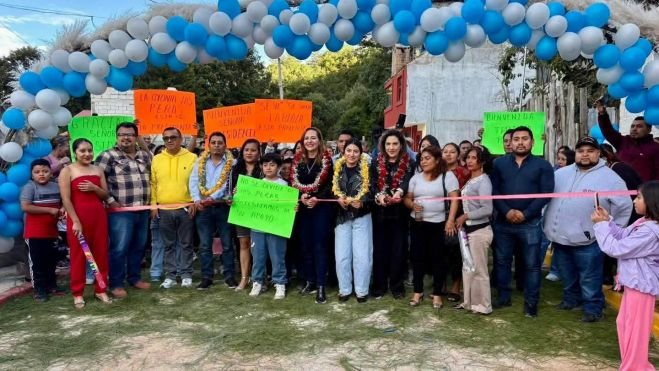 Inaugura Fabiola Ricci calle El Arenal en la colonia Las Peras, obra integral en beneficio de las familias