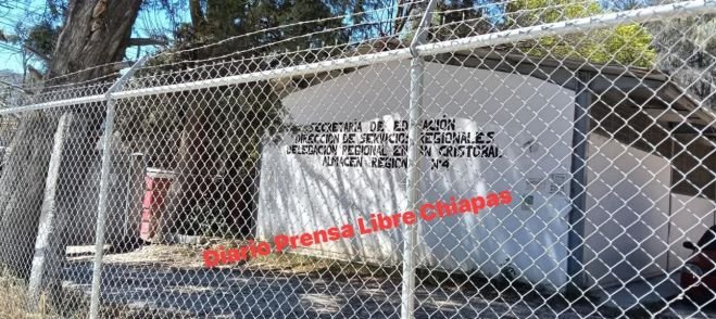 Maestros anuncian toma de jefatura en San Cristóbal y marchas en Tuxtla