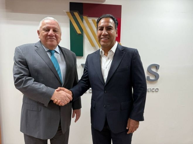 Eduardo Ramírez gestiona recinto fiscal estratégico para Aeropuerto Internacional Ángel Albino Corzo*