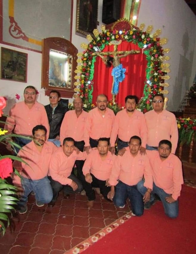 TRADICIONAL ANUNCIO DEL FESTEJO AL DIVINO SEÑOR EL DULCE NOMBRE DE JESÚS BARRIO DE CUXTITALI