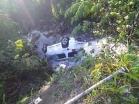 PÁRROCO SUFRE APARATOSA VOLCADURA EN LA VIA #SIMOJOVEL A #BOSQUE CHIAPAS 