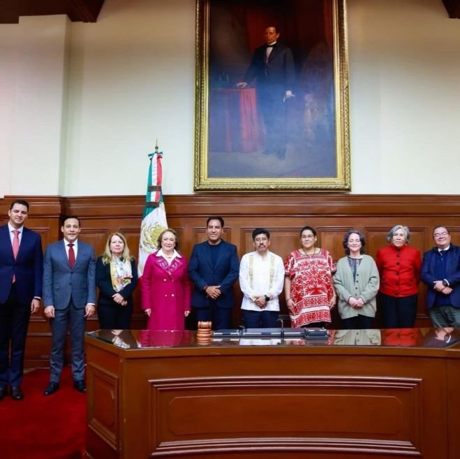 Eduardo Ram&iacute;rez se re&uacute;ne con ministras y ministros de la Suprema Corte de Justicia de la Naci&oacute;n