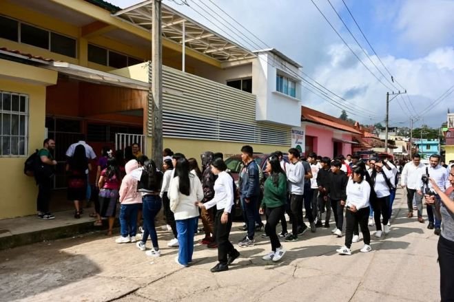 Inician clases presenciales en el plantel 59 Pantelhó del Cobach.