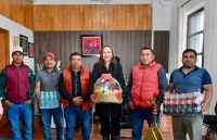 Gobierno Municipal fortalece di&aacute;logo y coordinaci&oacute;n con la comunidad Santa Cruz El Pinar