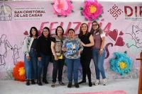 Encabeza Fabiola Ricci emotiva celebraci&oacute;n del D&iacute;a de las Madres en la zona sur de San Crist&oacute;bal
