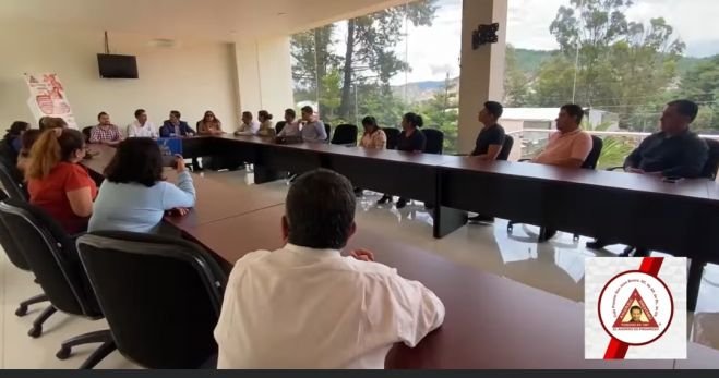 Firman convenio INEM y Caja Popular San Juan Bosco 