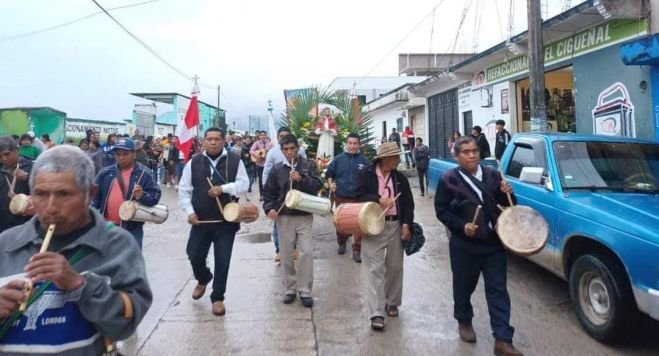 Feligreses peregrinan para pedir paz en Altamirano 