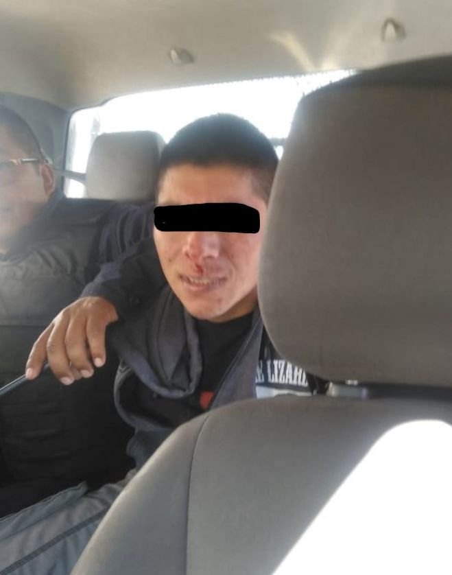 Vecinos del Cerrillo detienen a presunto ladr&oacute;n de casa habitaci&oacute;n