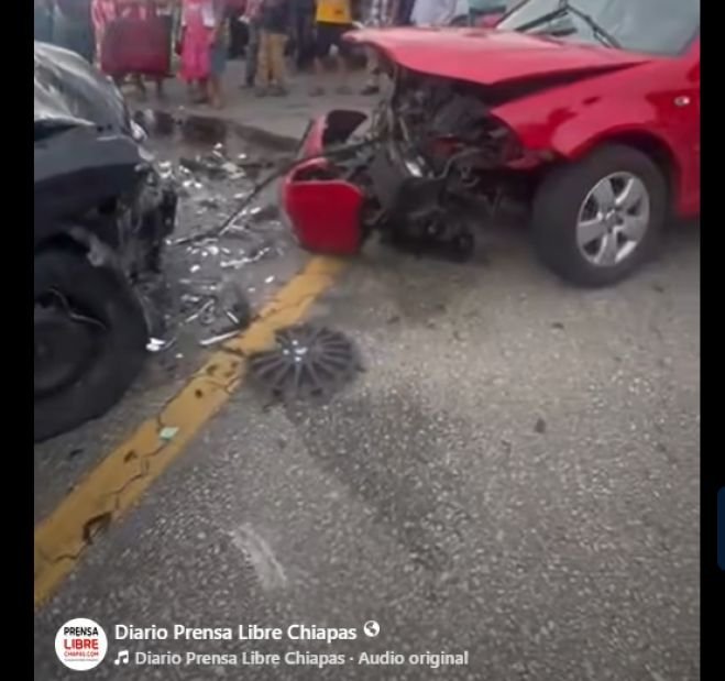 Choque frontal deja tres lesionados en Amatenango del Valle