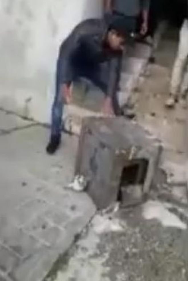 Transportistas se manifiestan en Teopisca para exigir  la liberación de uno de sus compañeros