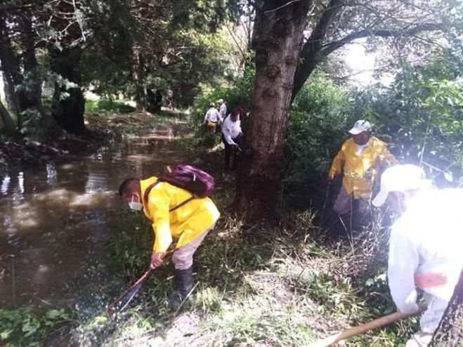 REALIZAN LIMPIEZA EN EL ARROYO NAVAJUELOS EN SAN CRISTÓBAL