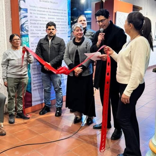Inauguran exposición pictórica sobre el mundo maya