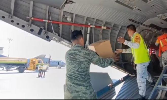 Fuerza aérea mexicana transporta ayuda humanitaria a Pantelhó 